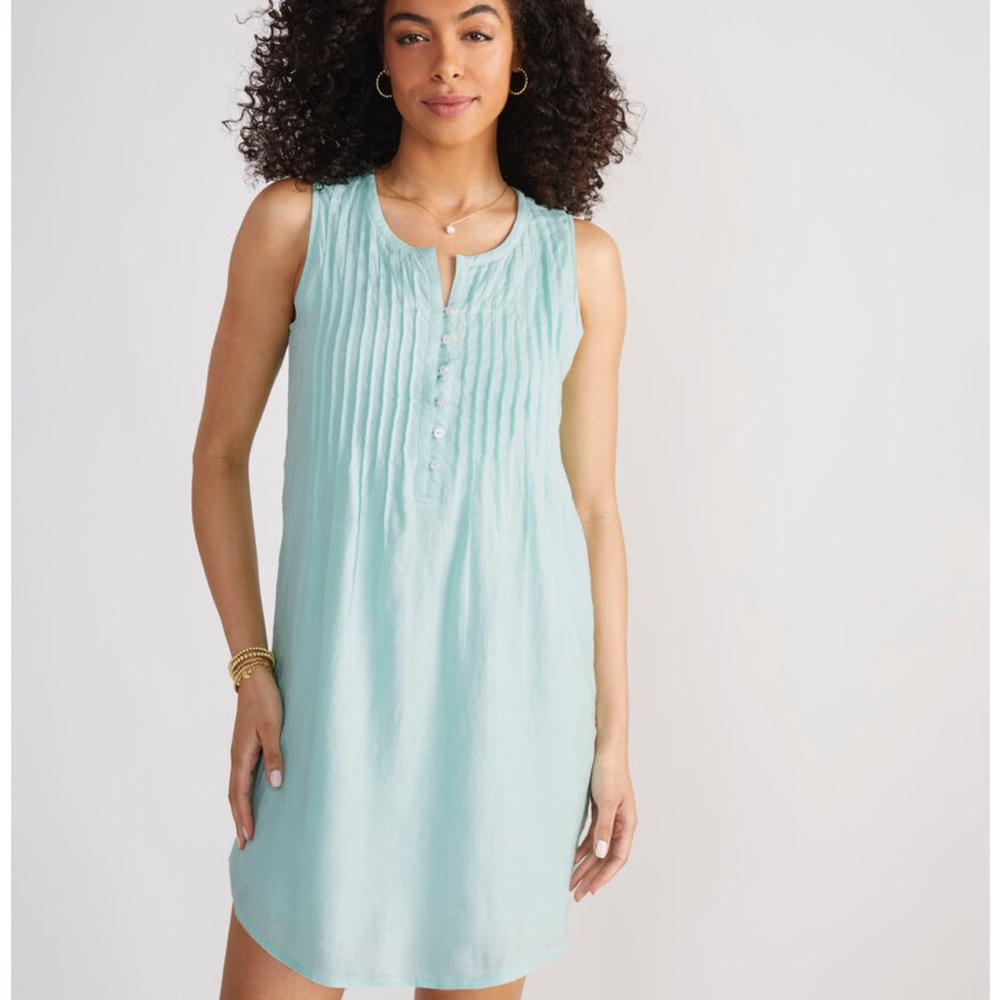 Vineyard Vines linen pin tuck shift dress, medium, crystal blue - new with tags!